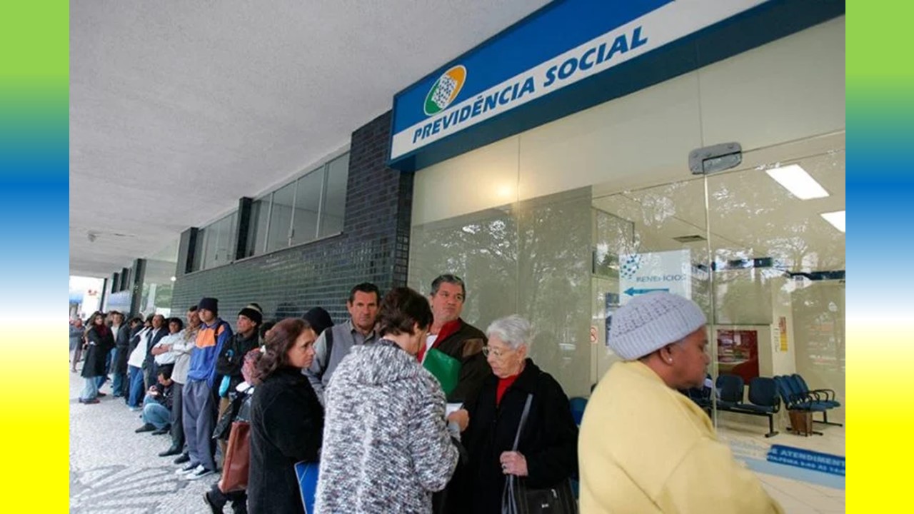 Força Tenta Diminuir Fila do INSS