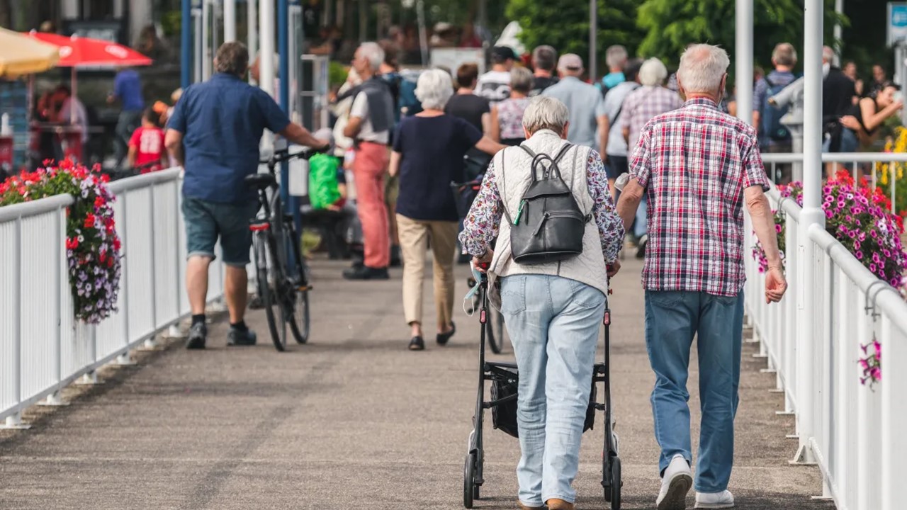 IBGE Aponta 76,5 Anos em Média de Vida dos Brasileiros