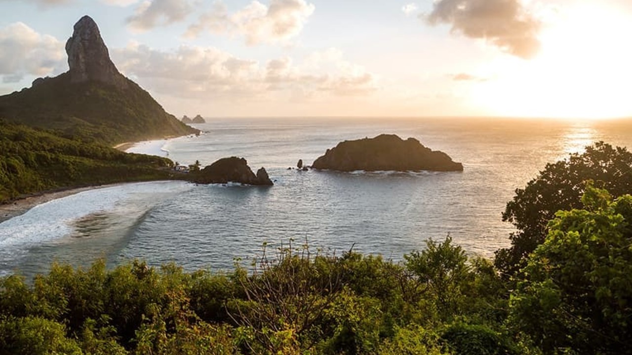 Em Fernando de Noronha - PE, Sites Falsos de Hotéis Eram Usados Para Aplicar Golpes em Turistas