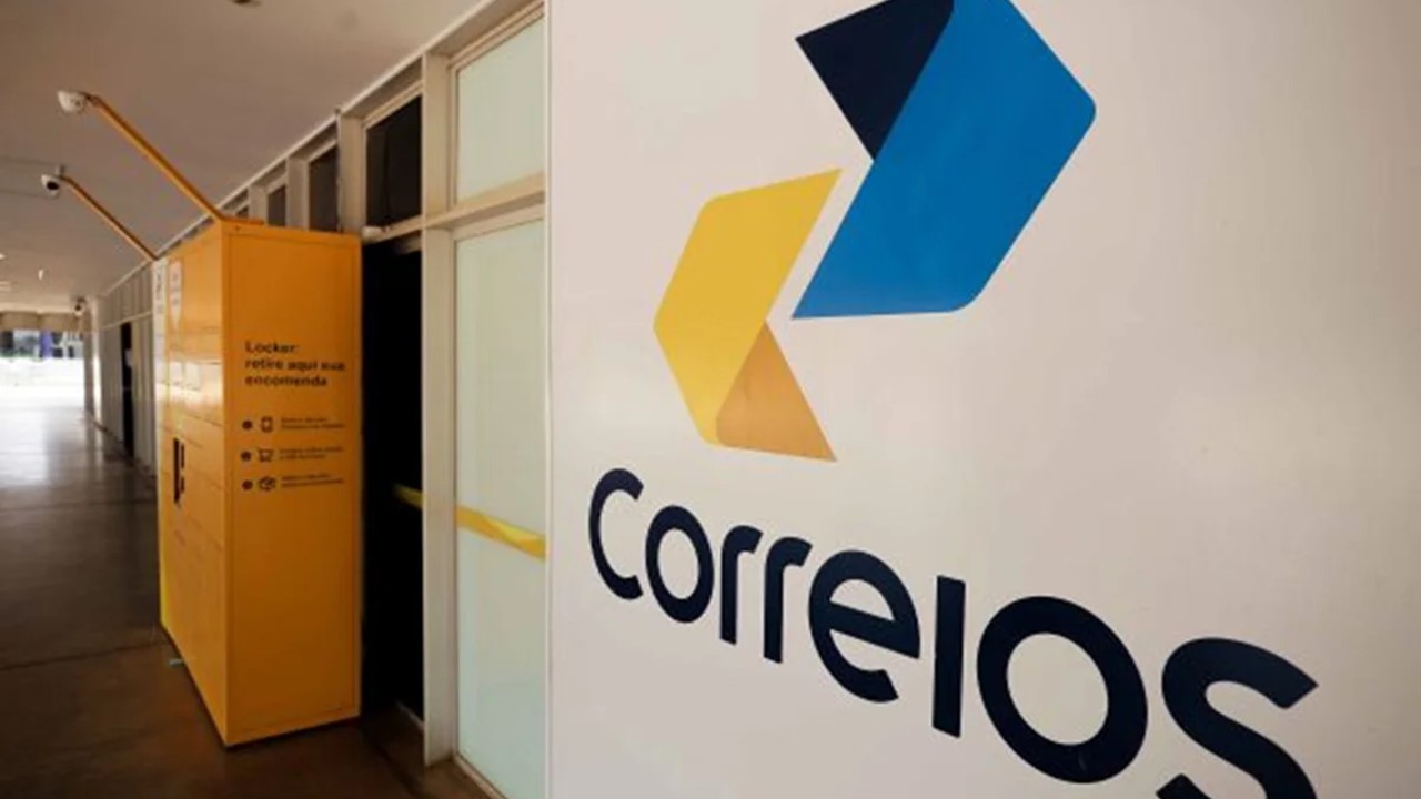 TST Julga Greve dos Correios