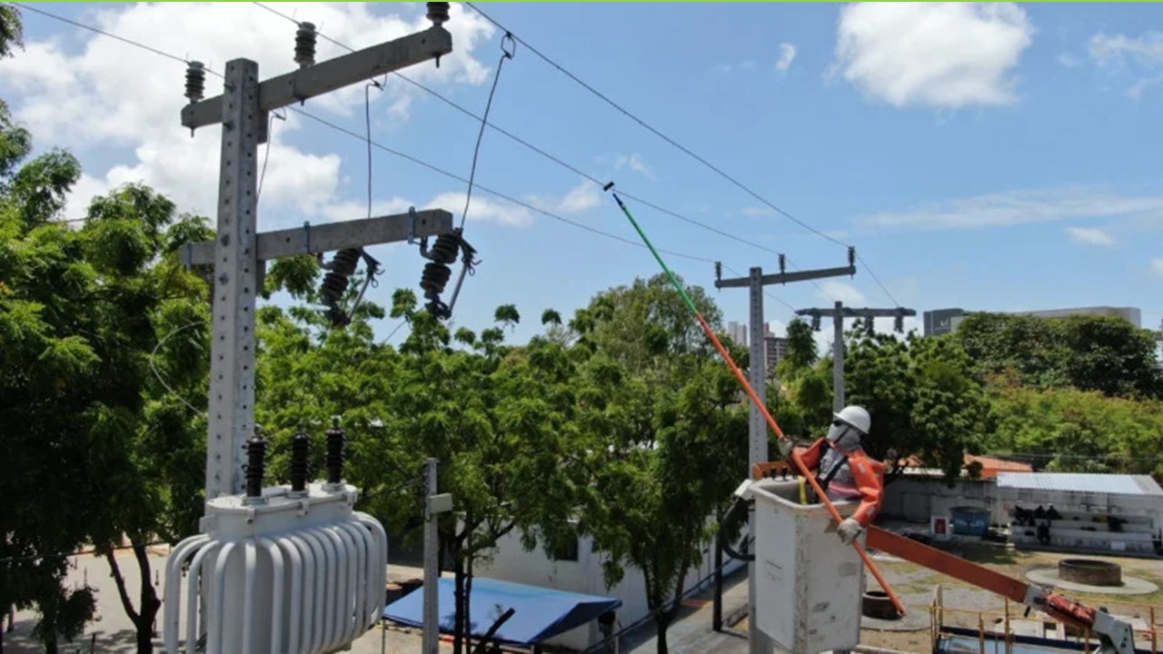 Em Tauá, Gato Entra em Susbestação e Provoca Apagão