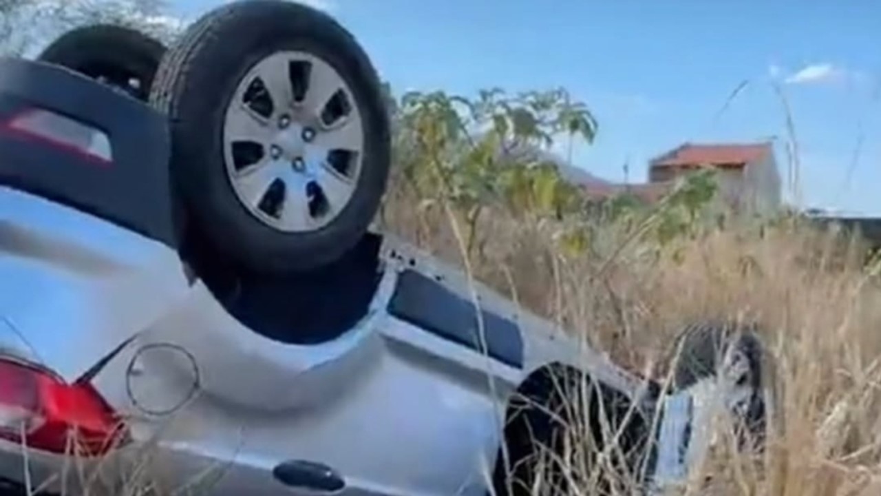 Em Crato, Mãe e Filha Ficam Feridas Após Capotamento de Carro