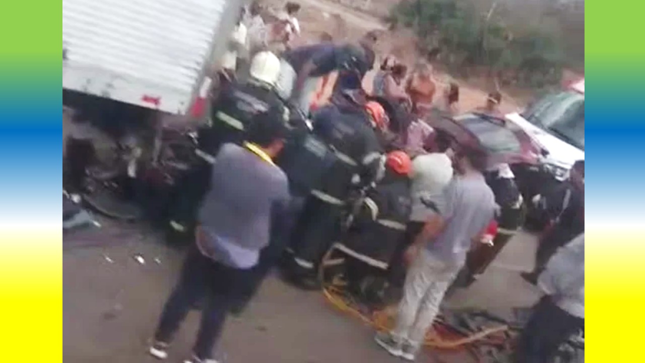 Em Russas, Acidente Deixa Feridos as Ferragens na BR-116