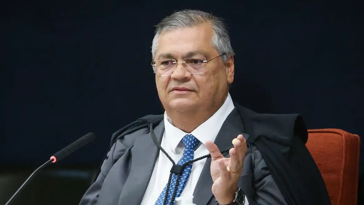 Dino Suspende Trecho de Emendas Parlamentares Canceladas Que Congresso Tenta Ressuscitar