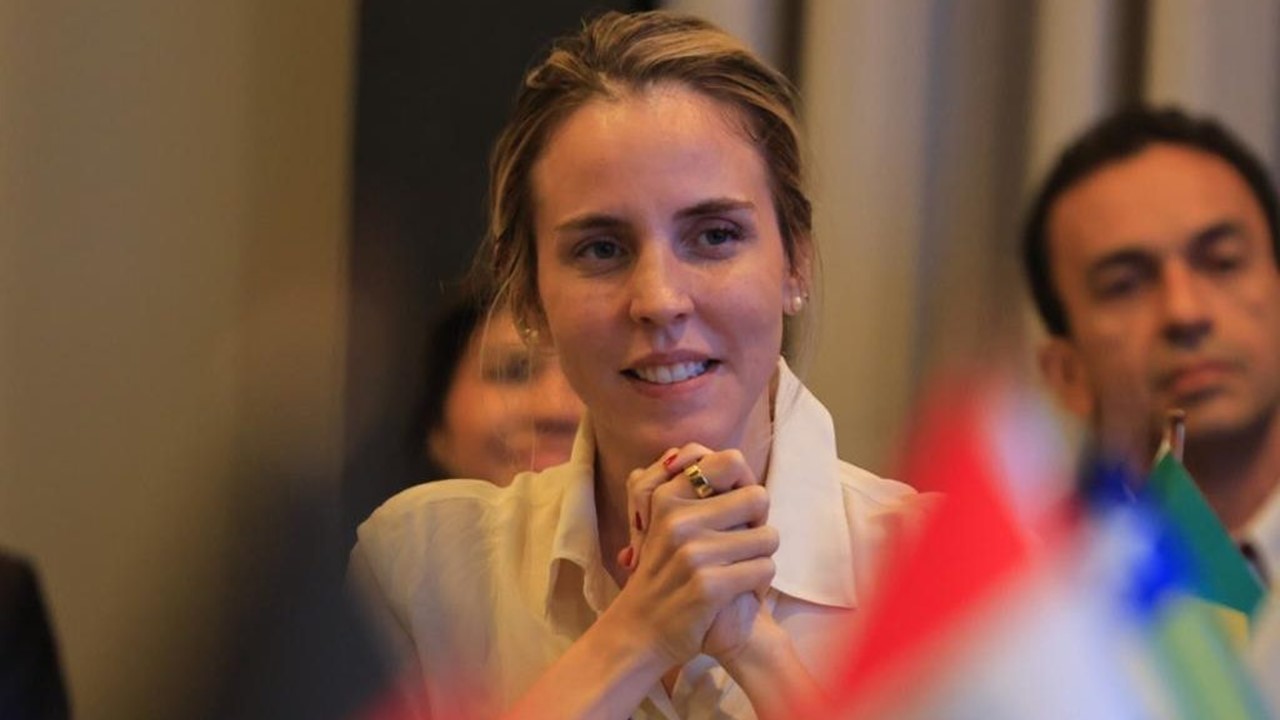 Jade Romero Reforça Apoio a Elmano em 2026