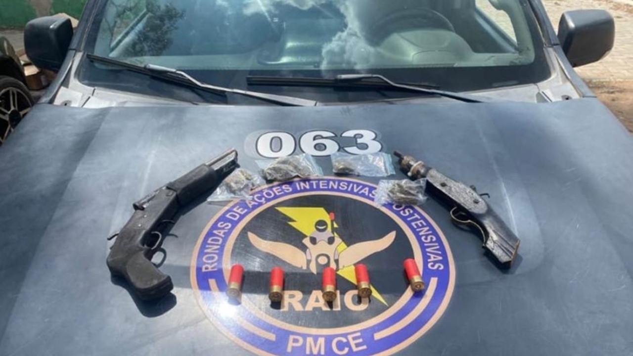 Em Barbalha, Denúncia Leva a Apreensão de Armas e Entorpecentes